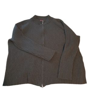 Cable Knitt Zip Up Mock Neck Sweater